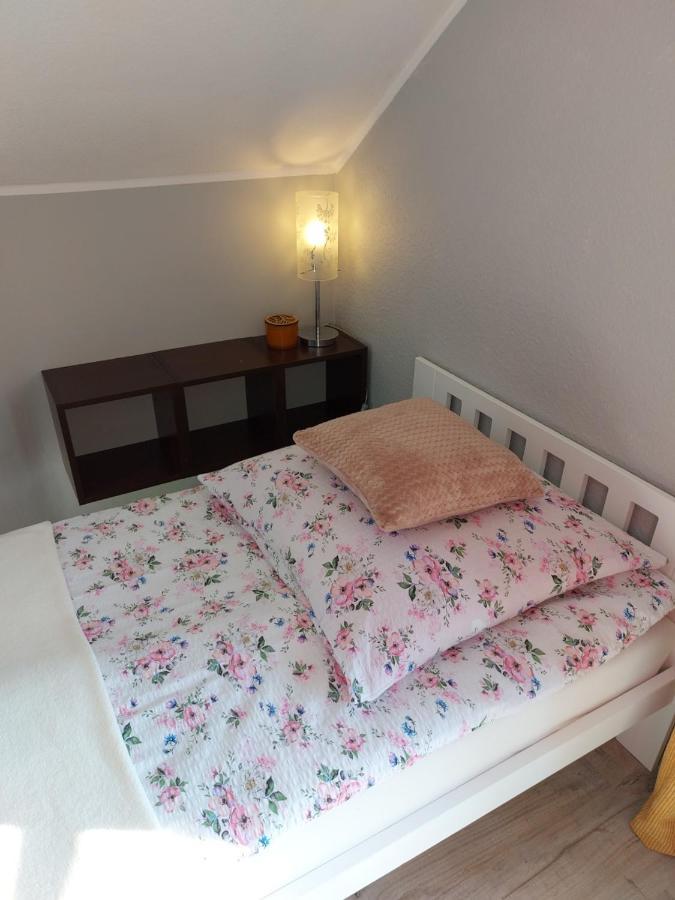 Jedrula Apartment Леба Екстериор снимка